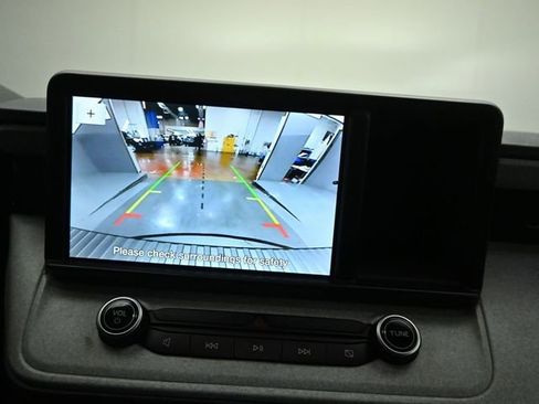 Certified 2022 Ford Maverick XLT w/ Equipment Group 300A Standard image 12