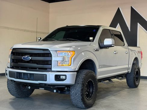 Used 2016 Ford F150 Lariat w/ Equipment Group 502A Luxury AWD/4WD image 1