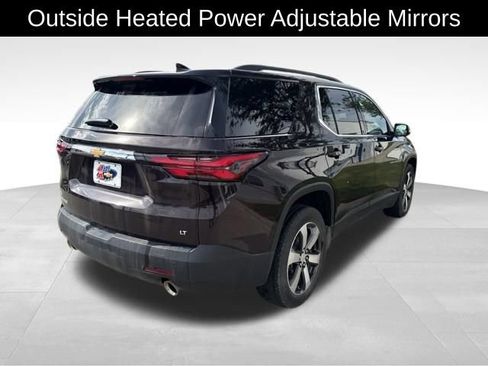 Certified 2022 Chevrolet Traverse LT w/ LT Premium Package FWD image 8