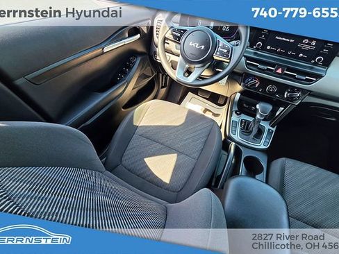Used 2024 Kia Seltos LX AWD/4WD image 10
