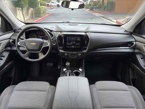 Used 2020 Chevrolet Traverse LS image 26