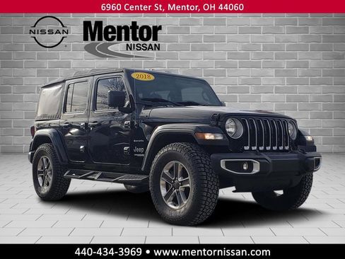 Used 2018 Jeep Wrangler Unlimited Sahara image 1