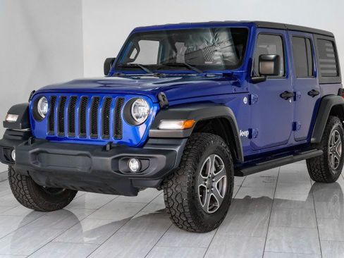 Used 2020 Jeep Wrangler Unlimited Sport S AWD/4WD image 4