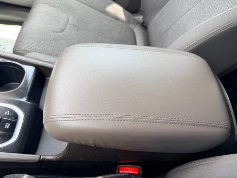 Used 2020 Hyundai Santa Fe SE AWD/4WD image 43