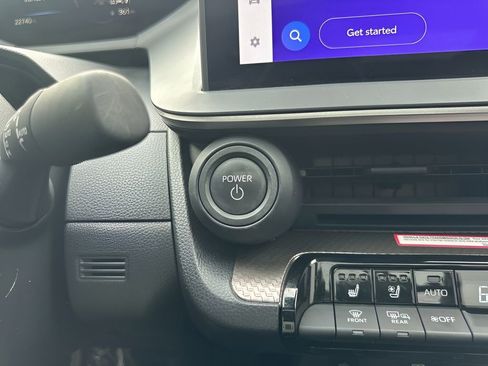 Used 2024 Toyota Prius Limited image 23