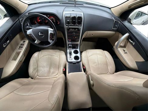 Used 2011 GMC Acadia SLT image 19