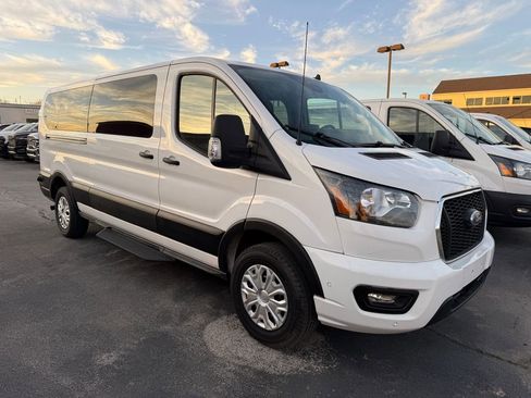 Used 2024 Ford Transit 350 XLT image 10