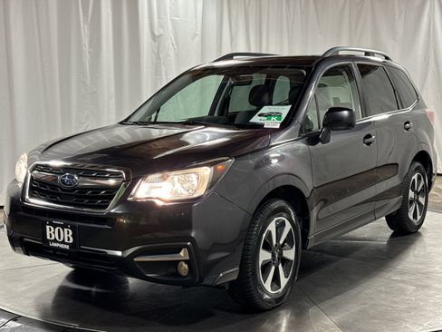 Used 2017 Subaru Forester 2.5i Premium w/ Popular Package #2A AWD/4WD image 1