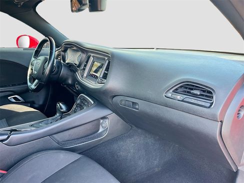 Used 2021 Dodge Challenger R/T w/ Blacktop Package image 27