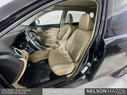 Used 2016 Nissan Rogue SL w/ SL Premium Package FWD image 12
