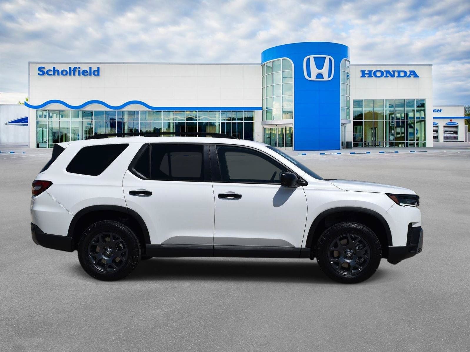 New 2026 Honda Pilot TrailSport image 2