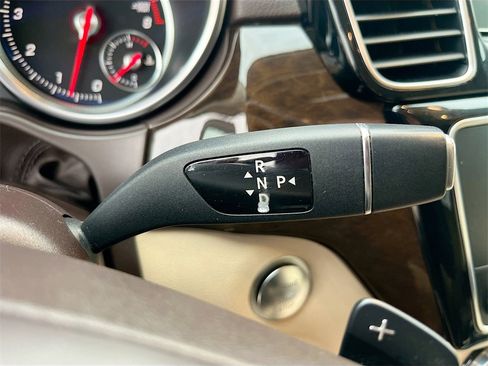 Used 2017 Mercedes-Benz GLE 350 4MATIC image 17