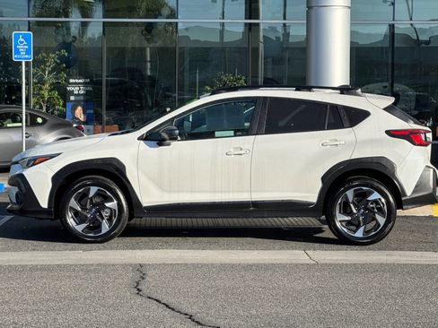 Certified 2025 Subaru Crosstrek 2.5i Limited w/ Crosstrek Mirror Package image 9