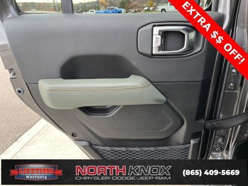 New 2026 Jeep Gladiator Mojave image 15