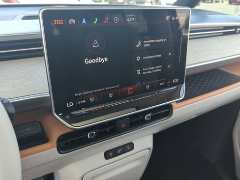 New 2025 Volkswagen ID. Buzz 1st Edition image 26