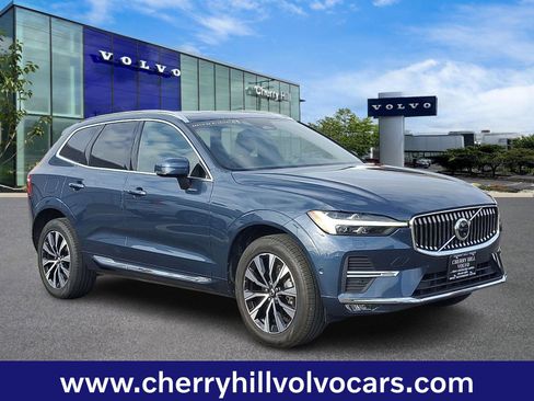 Certified 2023 Volvo XC60 B5 Plus image 1