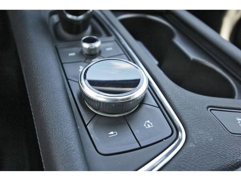 Used 2020 Cadillac XT6 Premium Luxury image 25