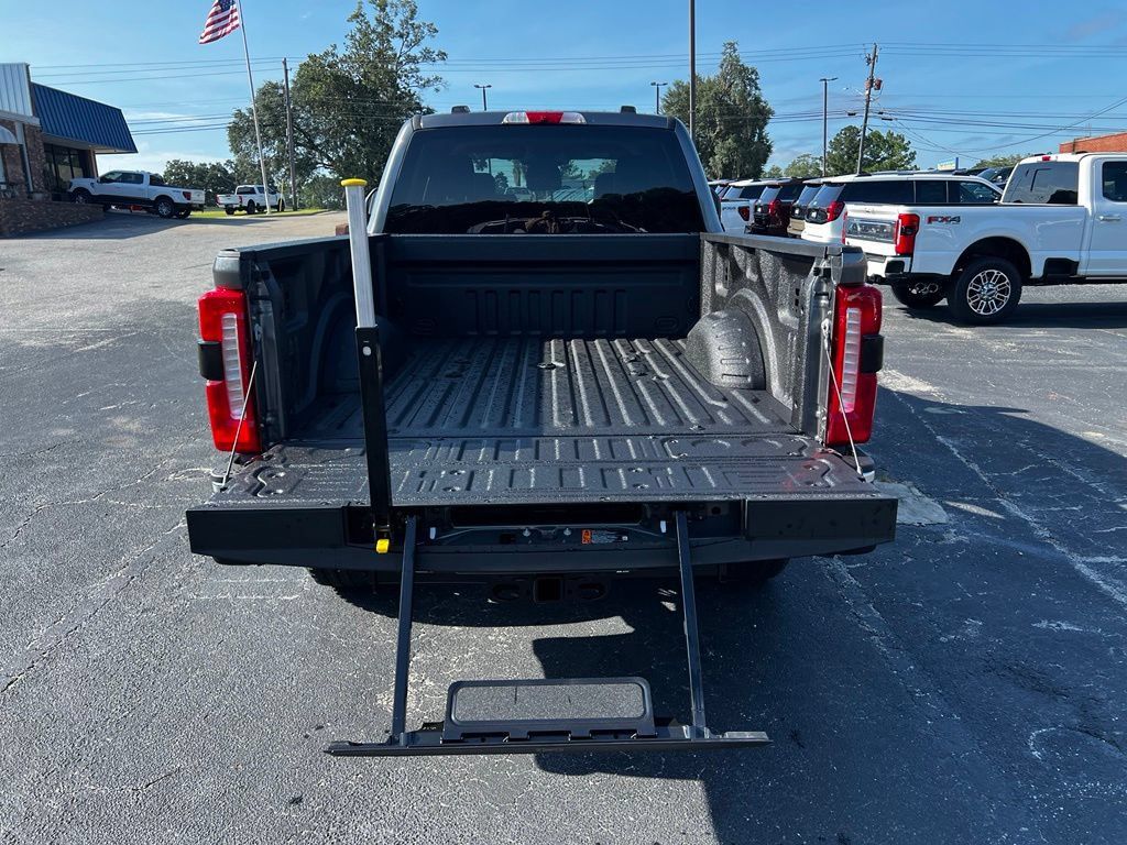 New 2026 Ford F350 Lariat w/ Chrome Package AWD/4WD image 5