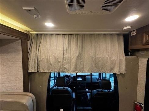 Used 2020 Mercedes-Benz Sprinter 3500 image 40