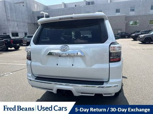 Used 2024 Toyota 4Runner Limited AWD/4WD image 10