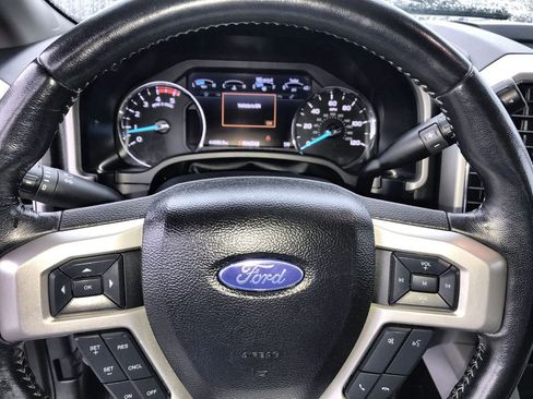 Used 2021 Ford F250 Lariat w/ Chrome Package image 14