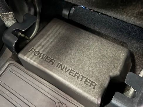 Used 2023 Ford F150 Lariat w/ Equipment Group 502A High image 36