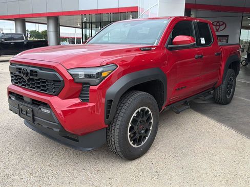 New 2026 Toyota Tacoma TRD Off-Road AWD/4WD image 3