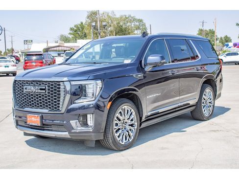 Used 2023 GMC Yukon Denali Ultimate AWD/4WD image 4