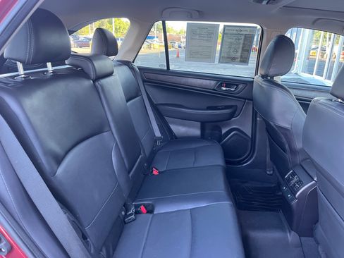 Used 2017 Subaru Outback 3.6R Limited AWD/4WD image 18