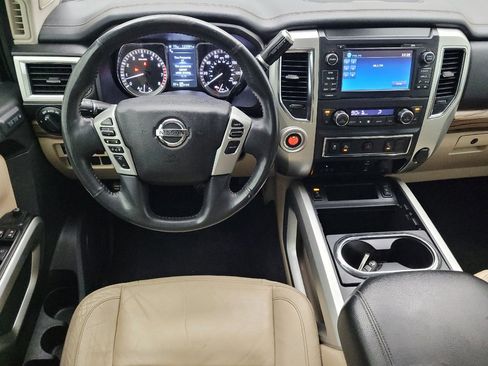 Used 2016 Nissan Titan SL RWD image 22