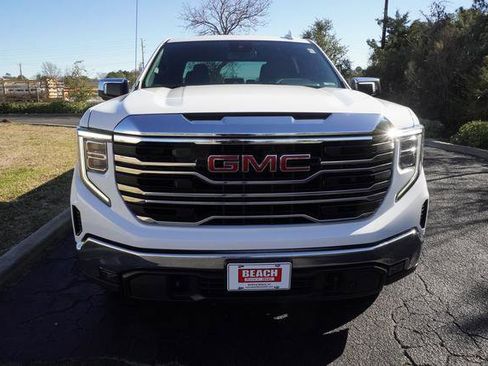 Used 2023 GMC Sierra 1500 SLT w/ SLT Premium Package image 8