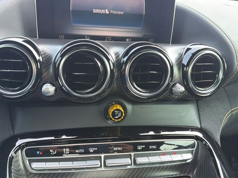 Used 2019 Mercedes-Benz AMG GT R image 19