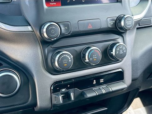 Used 2024 RAM 2500 Big Horn image 15