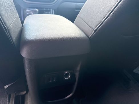 Used 2016 Chevrolet Colorado Z71 AWD/4WD image 29