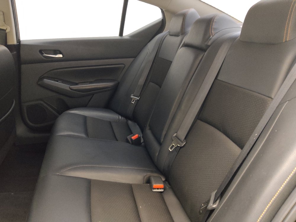 Used 2022 Nissan Altima 2.5 SR FWD image 18