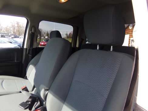 Used 2018 RAM 1500 Express image 25
