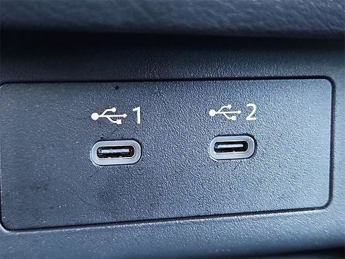 Certified 2025 Nissan Rogue S image 25