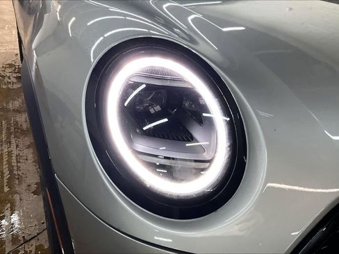 Certified 2025 MINI Cooper 4-Door Hardtop image 30