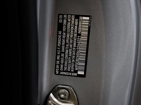 Used 2020 Porsche 911 Carrera 4S AWD/4WD image 46