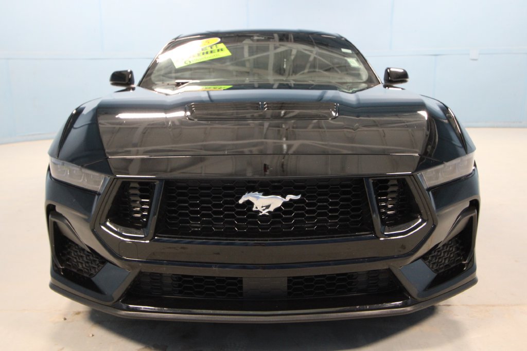 Used 2025 Ford Mustang GT Premium RWD image 27
