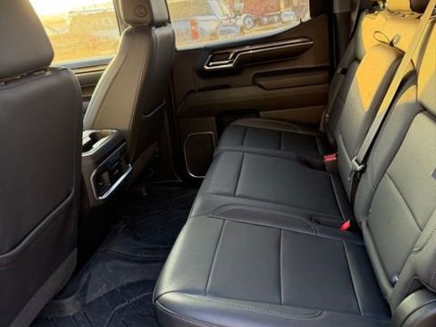 Used 2023 Chevrolet Silverado 1500 LTZ image 16