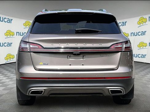 Used 2019 Lincoln Nautilus Reserve AWD/4WD image 5