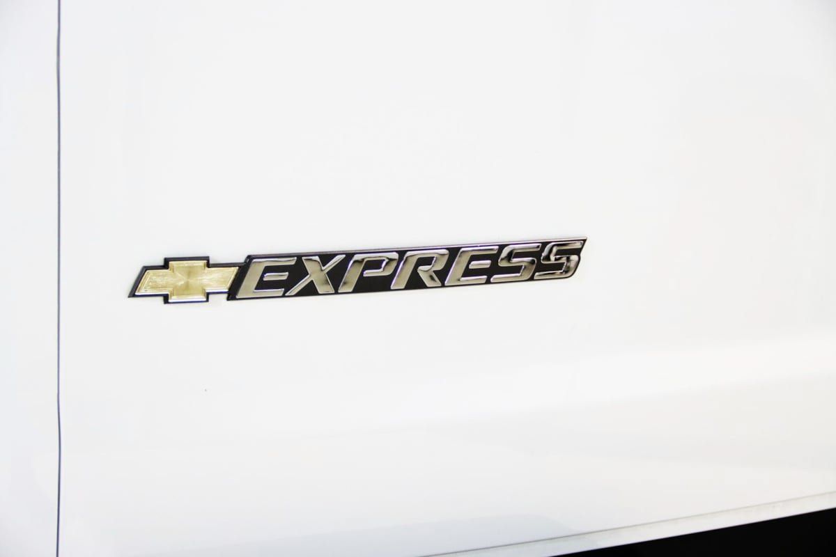 Used 2025 Chevrolet Express 3500 LT w/ LT Preferred Equipment Group RWD image 63