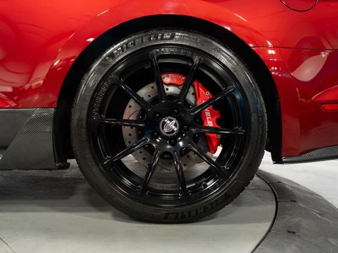 Used 2015 Ford Mustang GT Premium RWD image 13