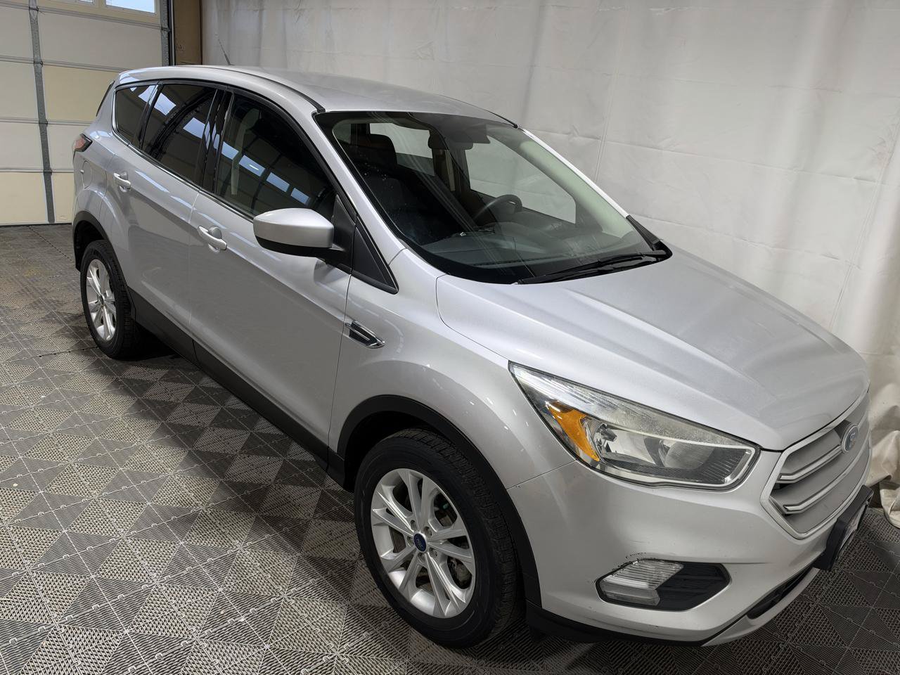 Used 2017 Ford Escape SE AWD/4WD image 7