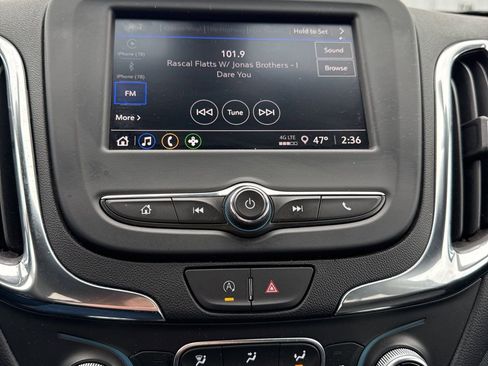 Used 2024 Chevrolet Equinox LT image 18