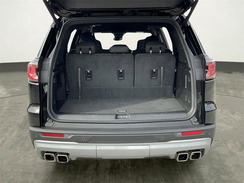 Used 2025 GMC Acadia Elevation image 23