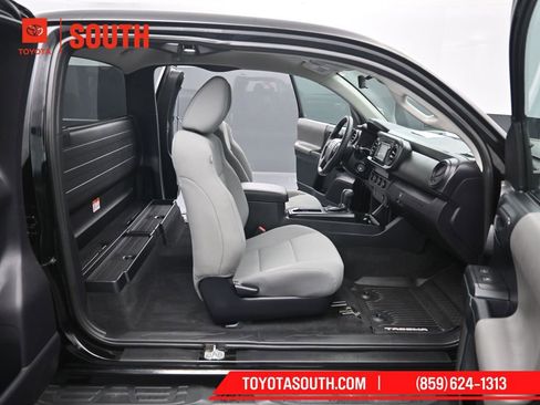 Used 2019 Toyota Tacoma SR image 23