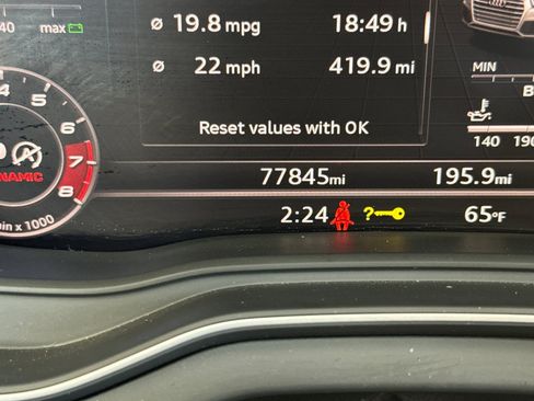 Used 2018 Audi SQ5 Prestige w/ Prestige Package AWD/4WD image 37