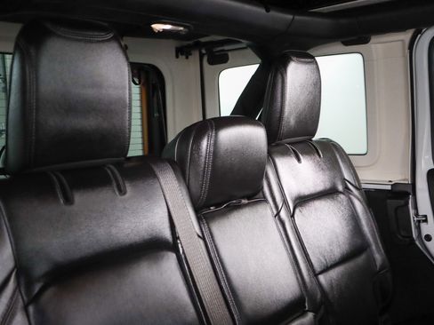 Used 2023 Jeep Wrangler Unlimited Rubicon 392 w/ Trailer Tow Package image 28